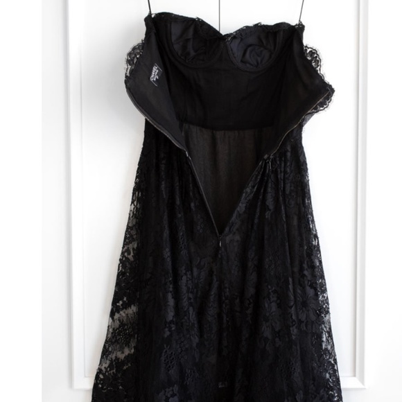 Chanel Vintage Fall 1995 Black Floral Lace Sweetheart Bustier Dress - Picture 4 of 10